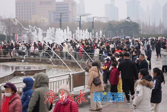 “泉”在济南过大年 
