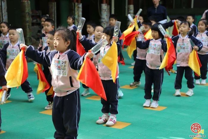 超燃！亲子微马乐翻天——济南市经五路幼儿园举办趣味运动嘉年华系列活动