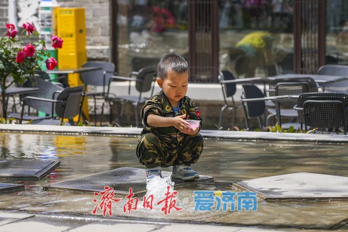 一年四季 泉在济南｜立夏时节市民游客乐享曲水亭街亲水时光