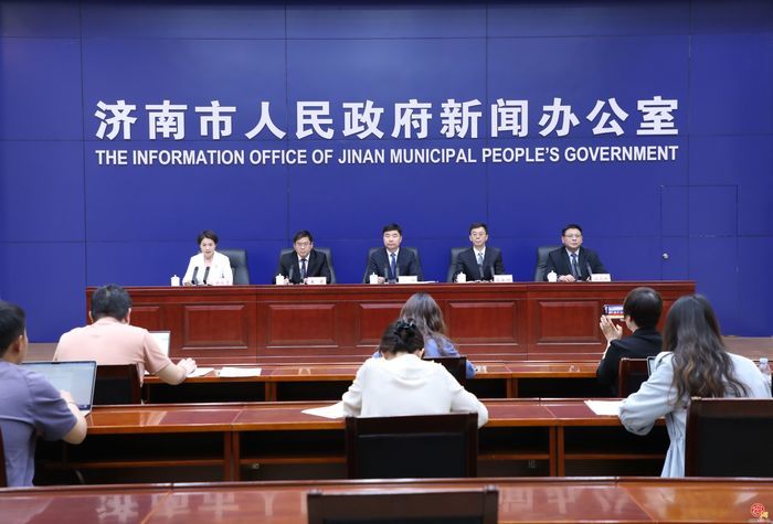 2025年，济南将确保全年粮食播种面积稳定在725.6万亩、总产量稳定在306.5万吨水平