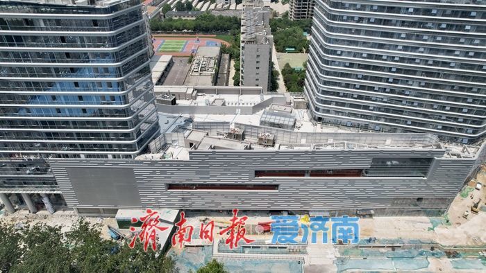 济南腊山 TOD 项目建设提速：幕墙初成，西城新地标轮廓显现
