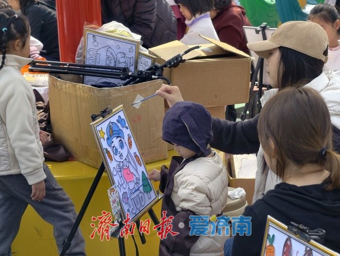 晴光正好，童绘春色