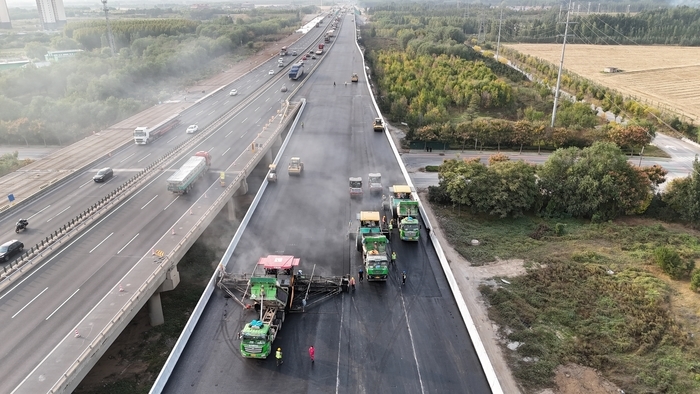 国内首条高速公路车道“六改十二”，京台高速齐济段拿下多项智能首创