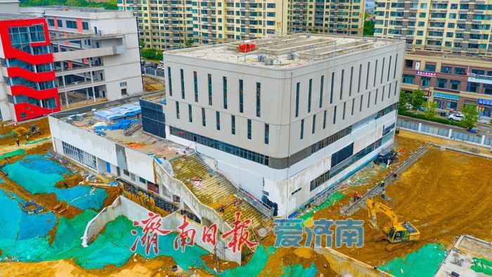 市中区南康初中项目建设提速 主体完工进入外立面施工阶段