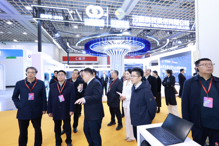 标杆性成果集中亮相  第17届中国（济南）国际信博会启幕