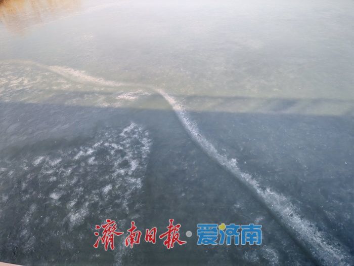 一年四季 泉在济南丨腊山分洪道美成水墨风景画