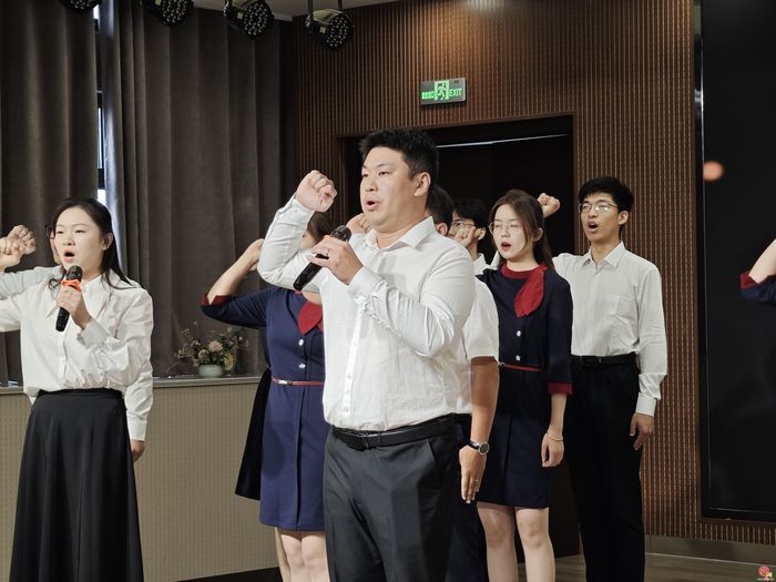大力弘扬教育家精神 共筑尊师重教风尚——济南市历下区燕山小学举行第42个教师节庆祝活动