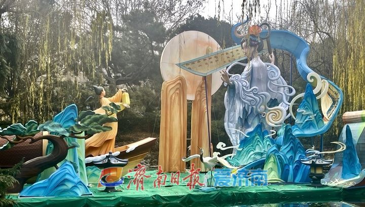 “辛弃疾”花灯亮相趵突泉花灯会