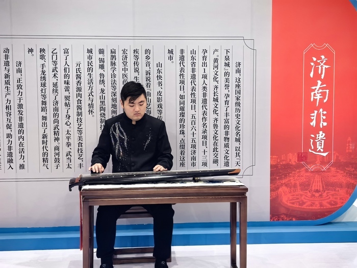 第八届非博会丨记者带您逛非遗：探寻传统文化的现代魅力