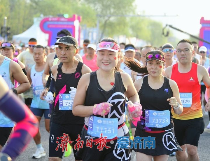 今日开跑！2026泉城马拉松，一场以“为民”为底色的温暖奔赴