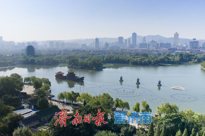 一年四季 泉在济南｜明湖秋晓