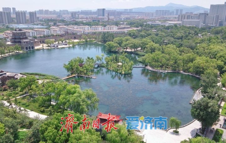 一年四季 泉在济南丨泉水潺潺绕古城，宛如瑶池落凡尘