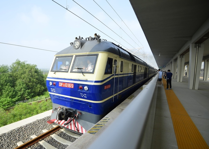 潍坊至烟台高速铁路联调联试启动