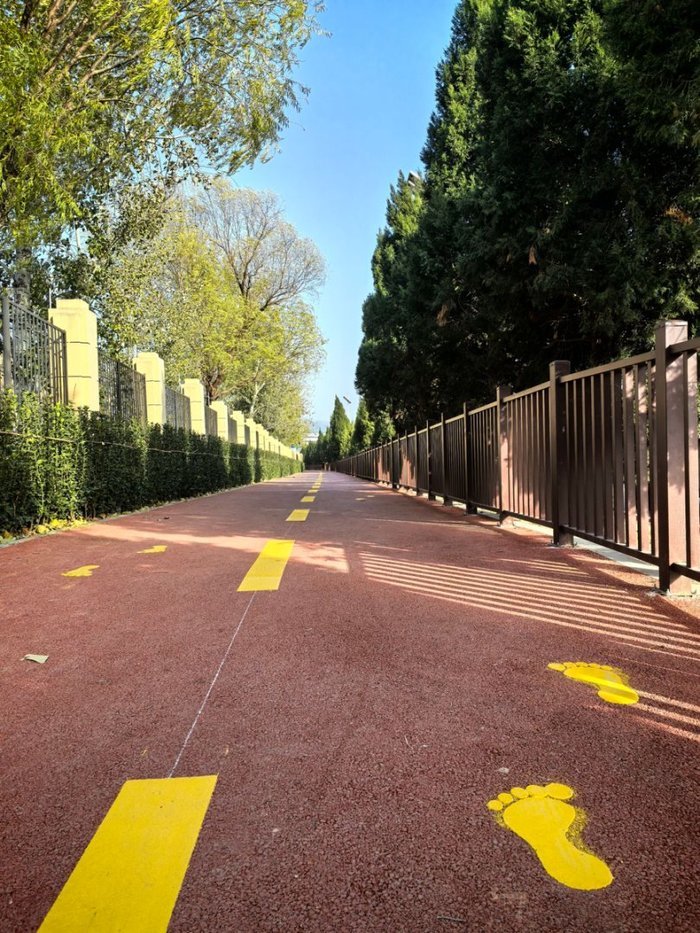 “组合拳”破解校园拥堵 济南这里5200名学子放学路变通畅