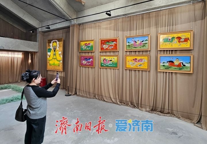 一年四季 泉在济南丨街巷寻味觅好物 游客打卡济南宝藏小店