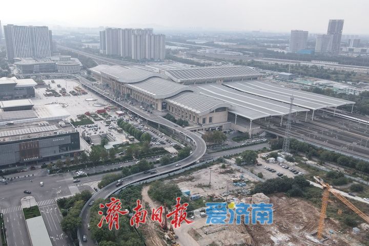 济南西站东送客平台“送站专用道”扩容