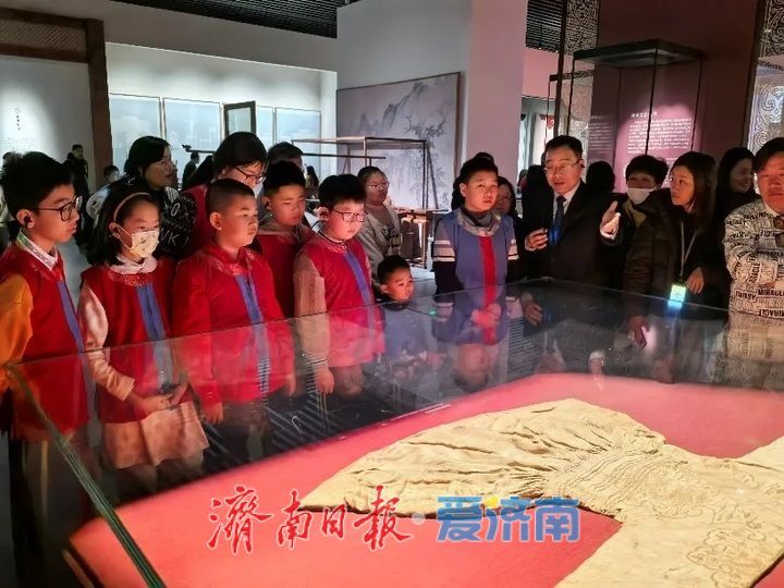 “泉”在济南过大年 