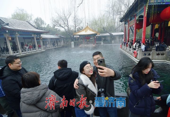 一年四季 泉在济南｜雪润趵突绘仙境，水位创近十年历史同期最高