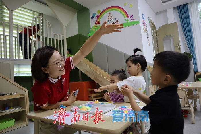 趵眼丨儿童友好如何落地？重视每个“1米高度”