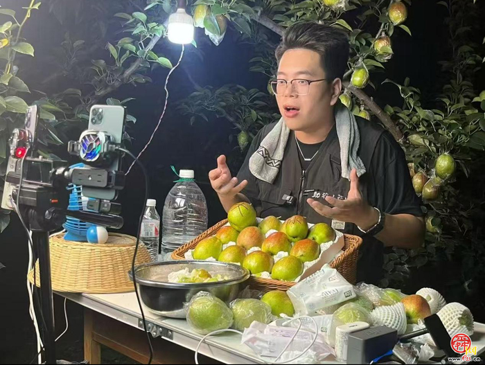 星光聚泉城 电商展风华 济南以“泉城星光”点亮网络主播群体发展新动能