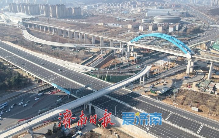 强化东部交通枢纽作用，高铁站新建高架匝道完工超九成
