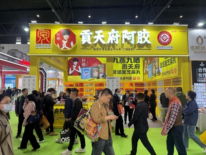 “泉”是好物！36家济企集聚亮相第110届全国糖酒会