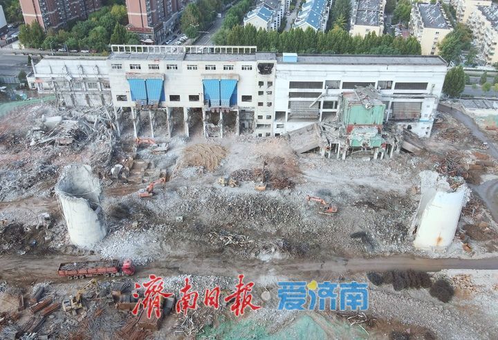 金鸡岭热电厂拆除工作有序推进