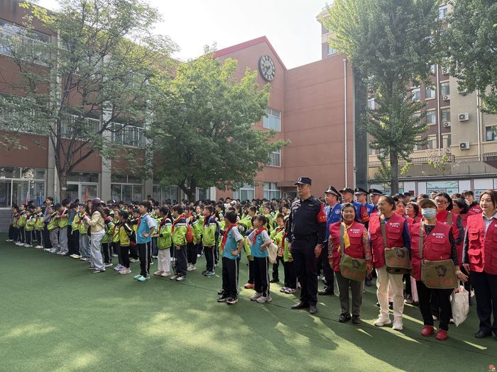 济南市纬三路小学启动2026商埠情怀课程实践活动