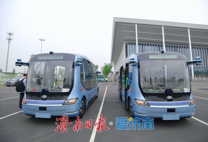 明日开启预约，济南首条L4级智能网联公交示范应用线路亮相起步区