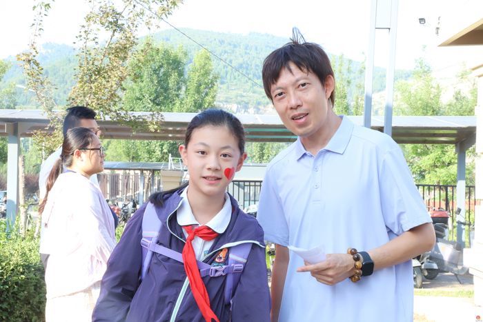济南市市中区润泽学校小学部2026年秋季开学典礼隆重举行