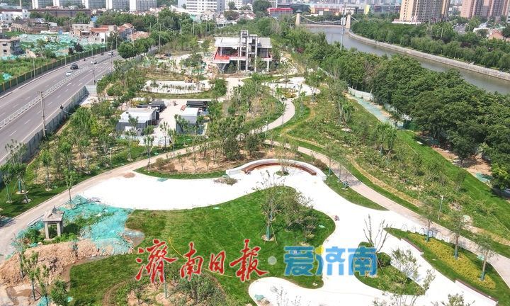 小清河畔新添滨河社区公园