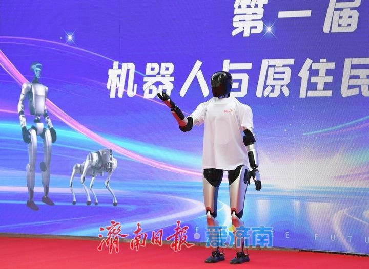 中国北方地区首家机器人6S中心落户济南汉峪金谷