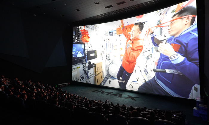 中国首部8K太空电影热映，隐藏其中的“山东元素”你发现了吗？