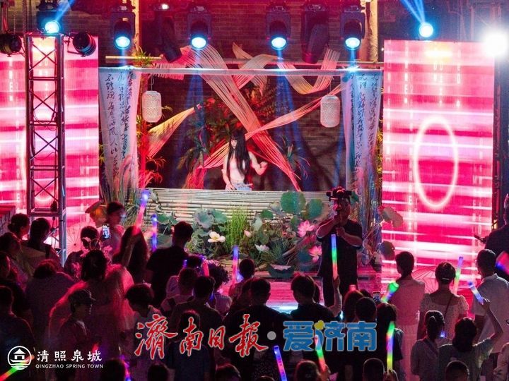 一年四季 泉在济南丨花火映泉·音律漫城——在清照泉城共赴藕花深处的夏天