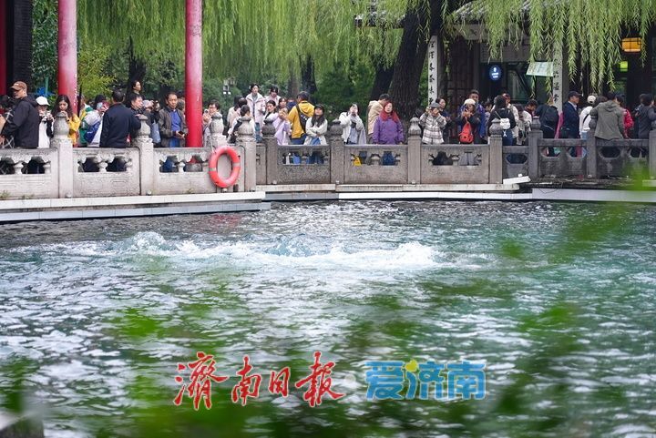 趵突泉水位达29.98米 距30米大关仅一步之遥