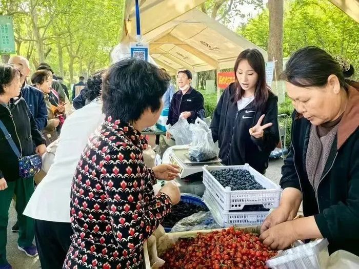 济南“园·林市集”五一专场在花圃公园开市