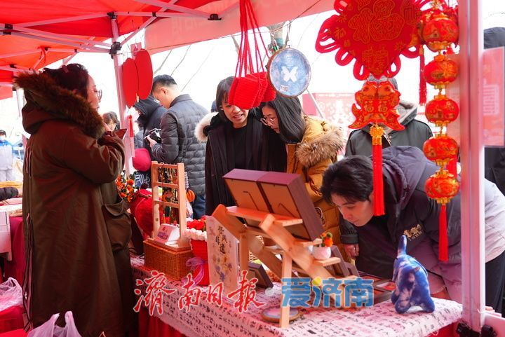 FUN市集启新春 年味融融迎佳节