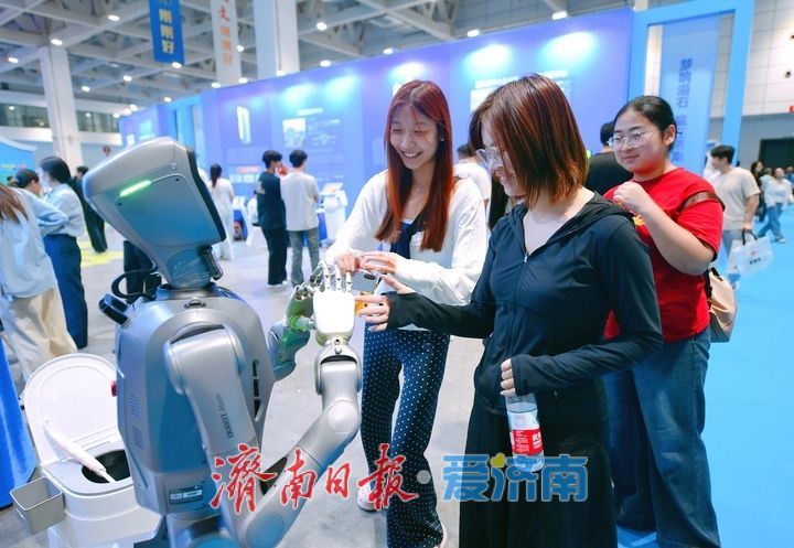 现场图集！中国·济南第六届高层次人才招引大会举行