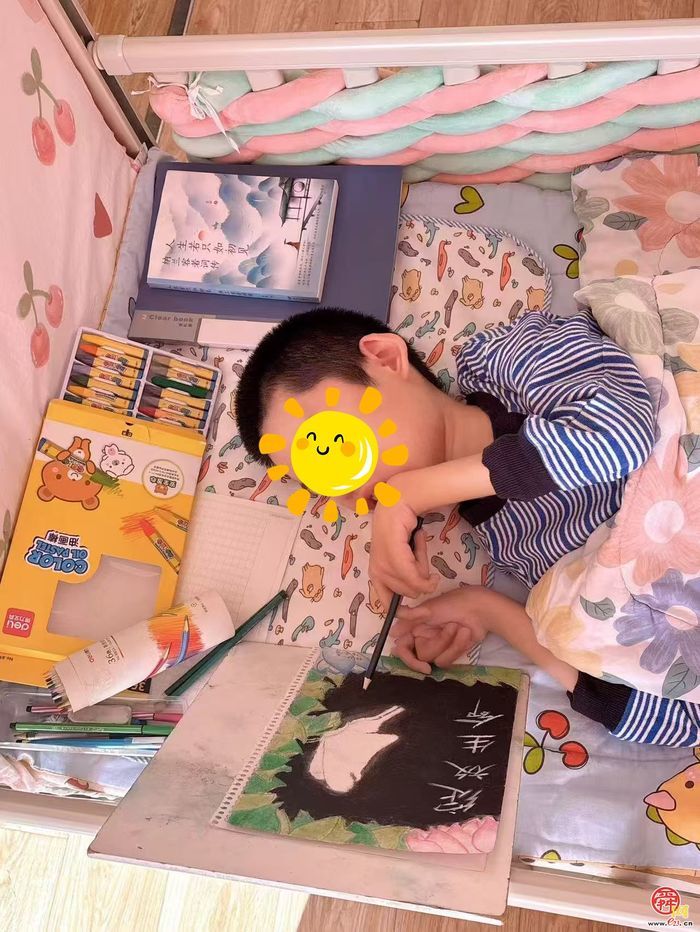 鸣鸣加油！济南市儿童福利院为“福娃”举办18岁成人礼暨生日会