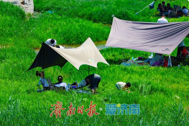仲宫营而村端午露营热潮拉满山野氛围感
