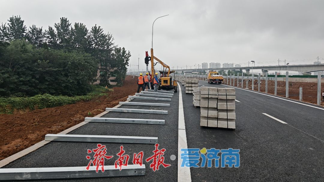 建设者假期坚守岗位，济南高铁、机场、地铁等项目多点开花