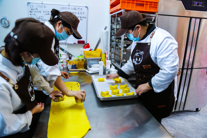 “龙”重登场的花饽饽：订单已经排到年三十，创意来自85后的她