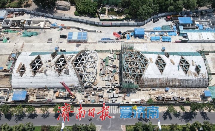 济南轨交4号线最“浅”车站地上站厅层亮相