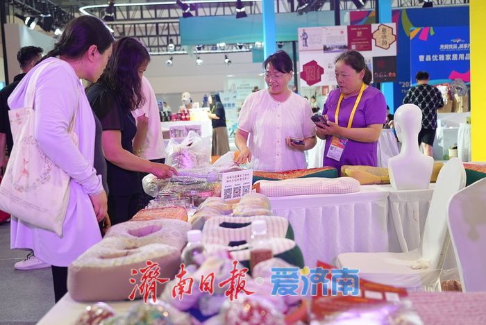 超2000家采购商、300 家企业汇聚泉城！掀起乐购外贸优品“双向奔赴”