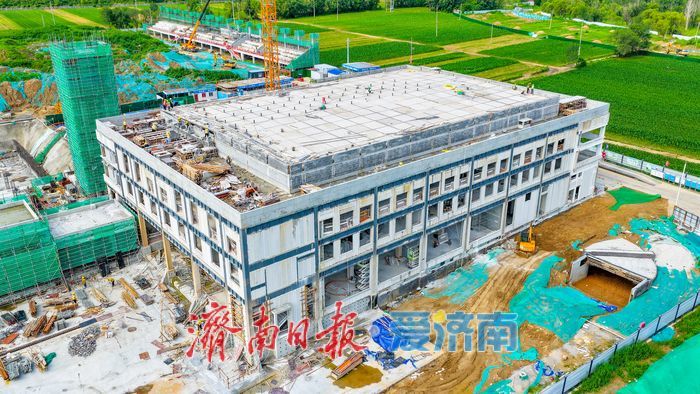 省实验中学鹊华校区初中部建设提速 赋能起步区教育高质量发展
