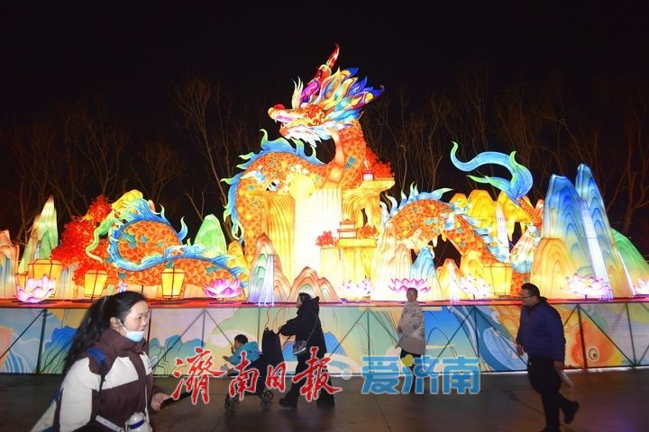 “泉”在济南过大年｜赏方特新春灯会 感受国风浪漫