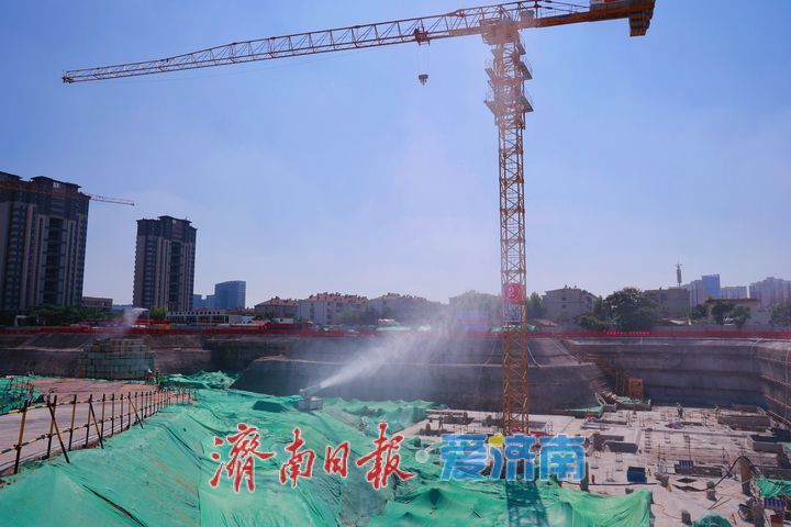民生项目建设提速 扬尘管控常抓不懈