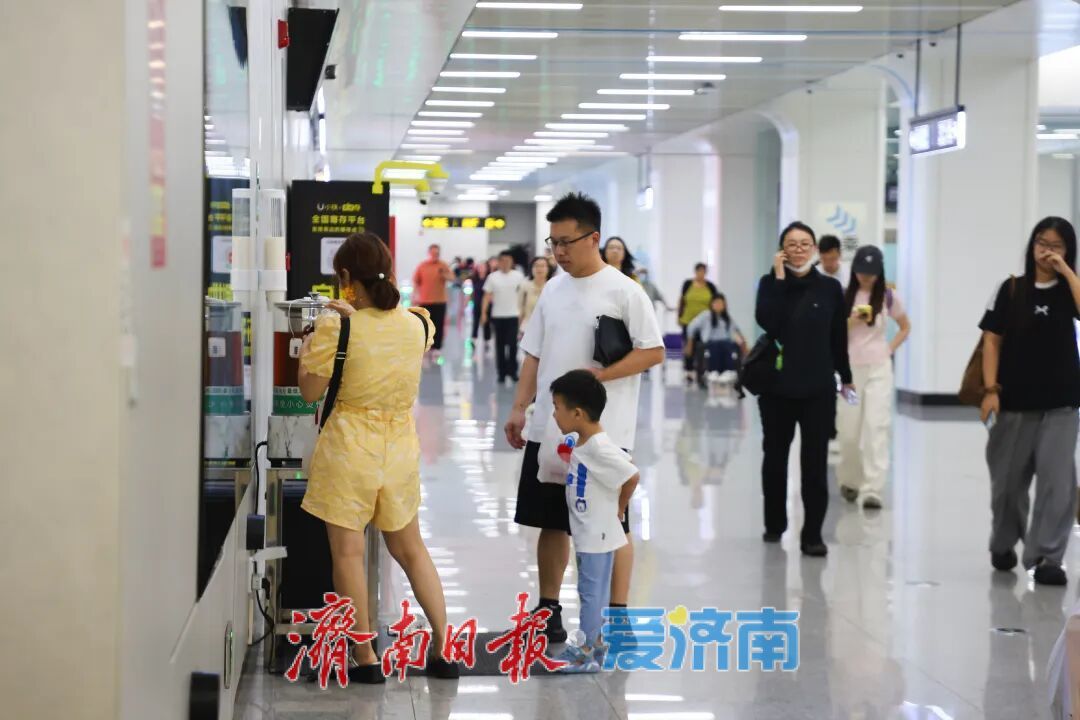 免费+延时+接驳车直达！开学季，济南地铁全心迎“新”