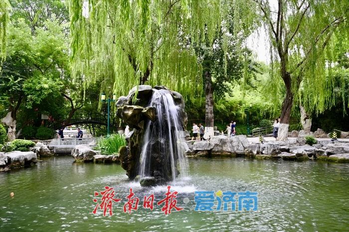 一年四季 泉在济南丨泉水节盛会尽显泉城生态底色，月牙泉稳定喷涌打造赏泉胜地