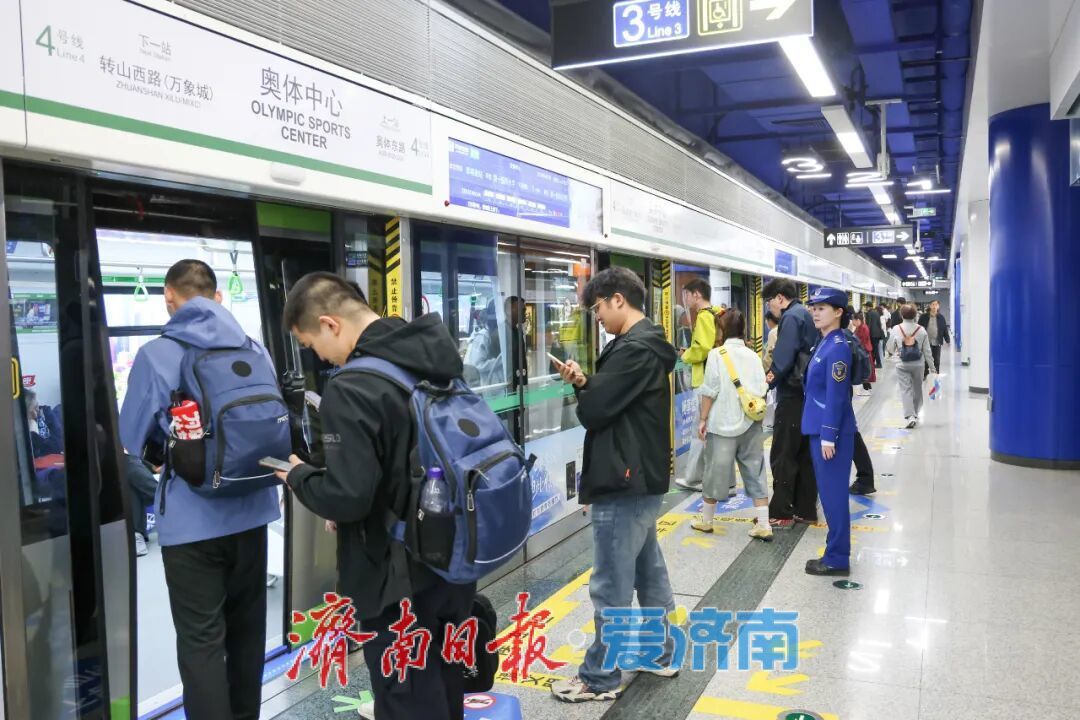 吃喝玩乐体验拉满，地铁站里真有“逛头儿”！